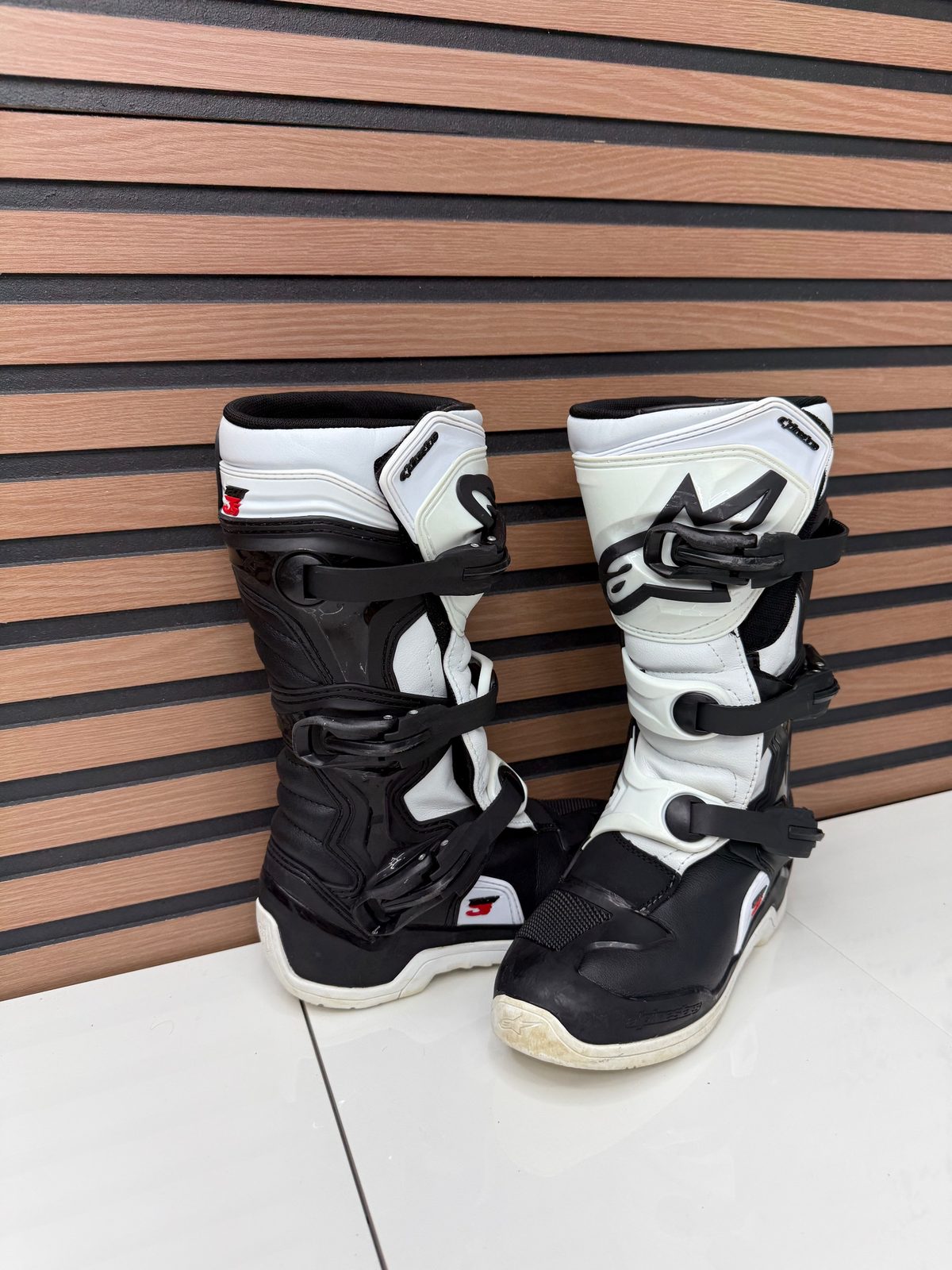Alpinestars Tech 3S Youth Motocross Boots Black / White - Size 4 Used