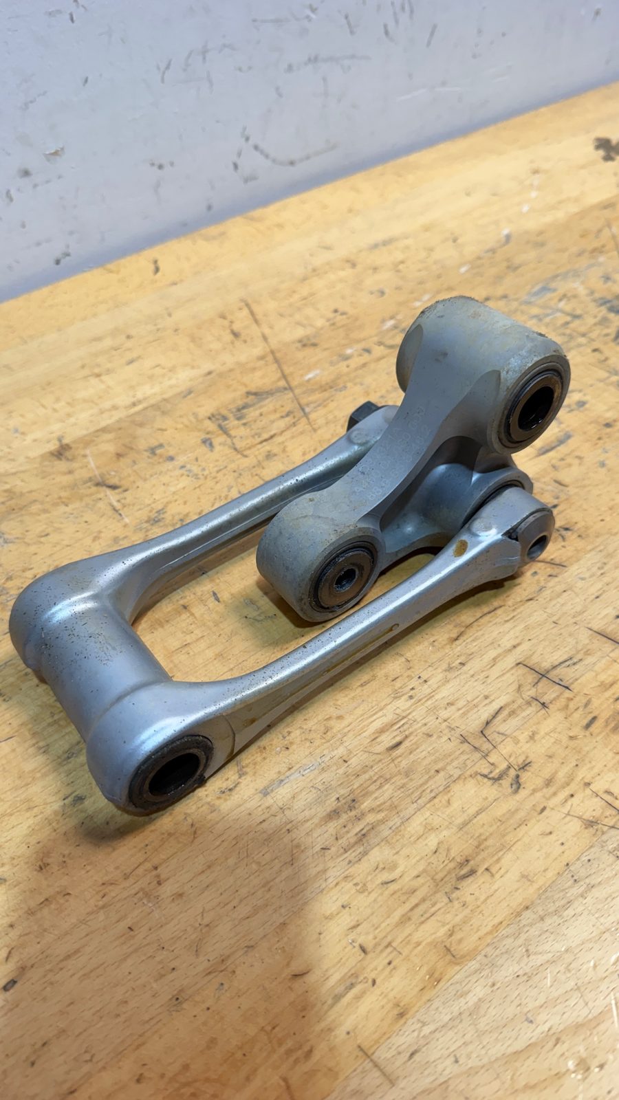 2024 Husqvarna FC250 OEM Rear Shock Linkage Pull Rod Assembly - A36004083044