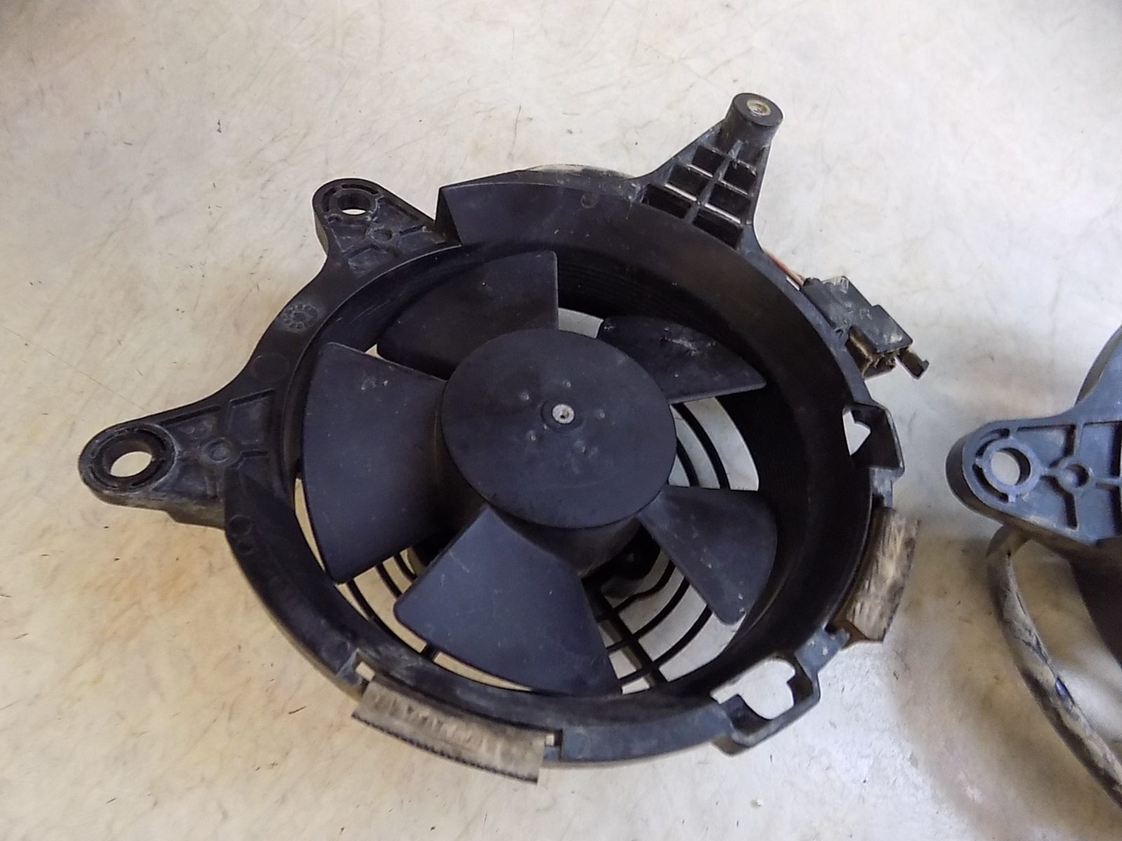 KTM 790 Adventure R OEM Radiator Cooling Fan Right 63535141044 2019-2021