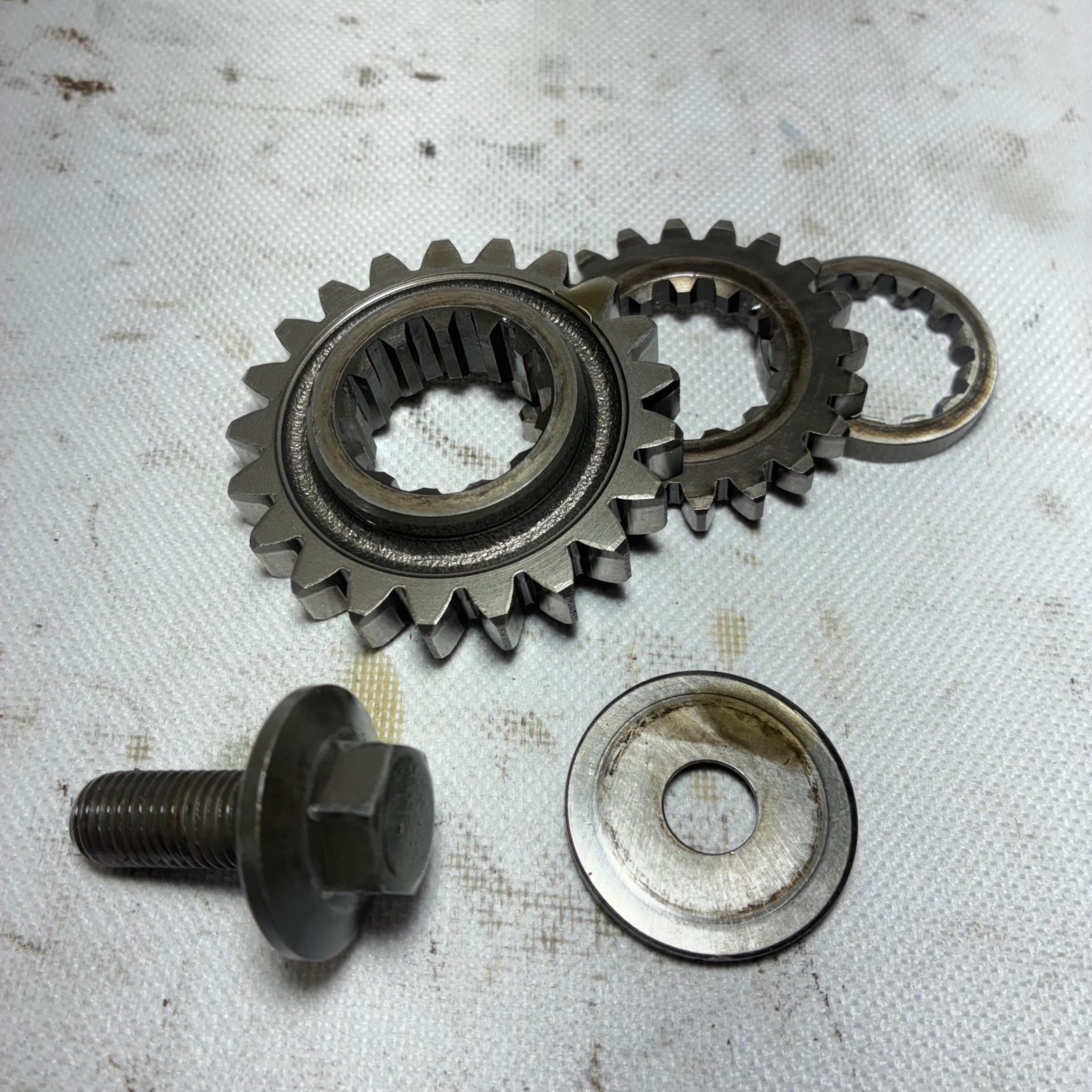 1999 Yamaha YZ250 OEM Transmission Drive Gear Set with Bolt and Washer - 5CU-11956-00-00