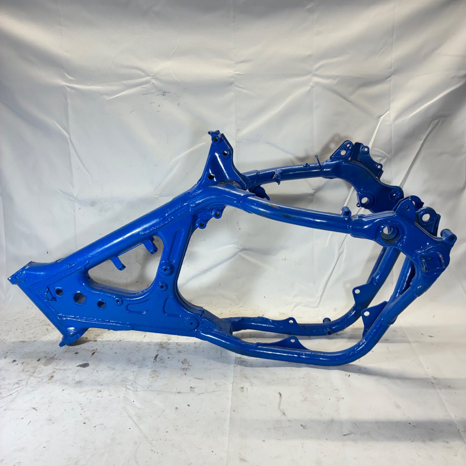 1996 Yamaha YZ250 OEM Main Frame Chassis - Painted Blue - 5HC-21110-00-P0