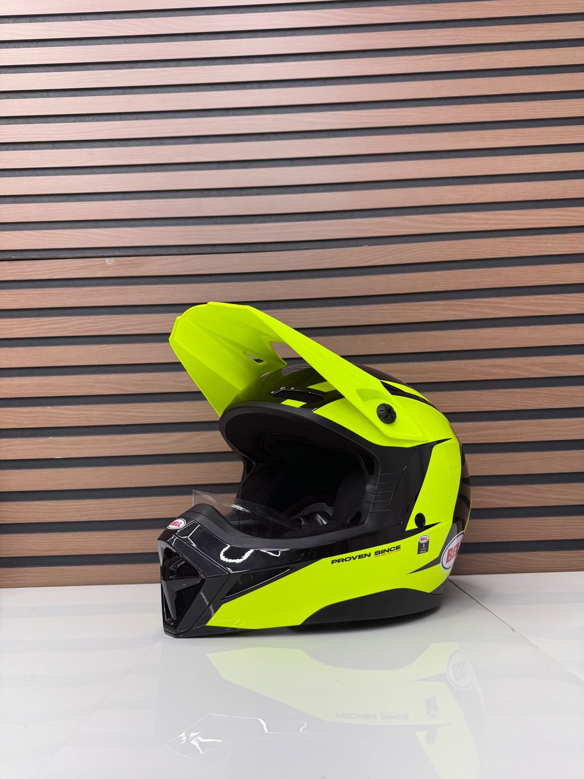 Bell MX-10 MIPS Helmet Talon Hi Viz/Black Large NWT