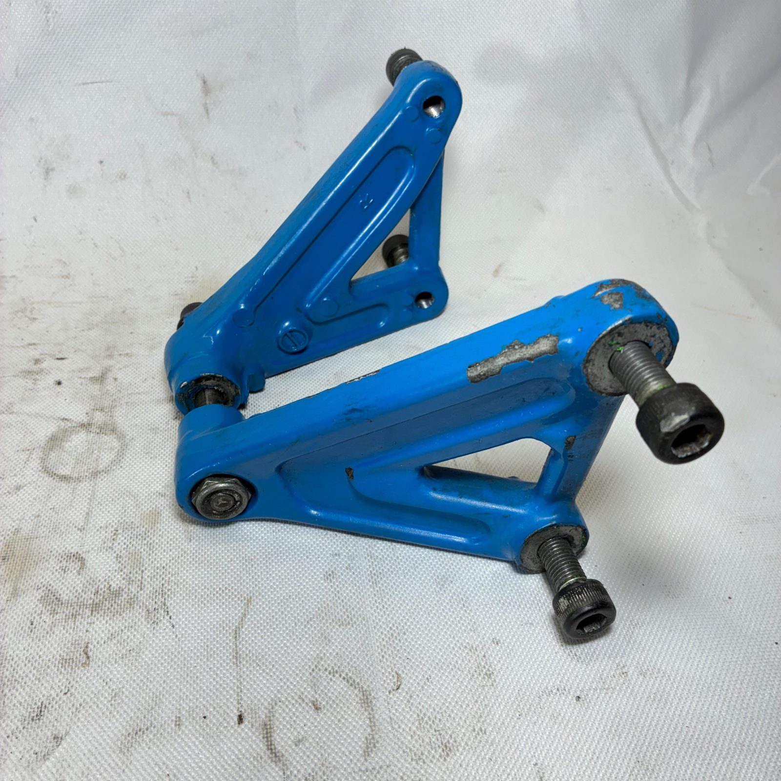 1990 Kawasaki KX125 Uni-Trak Rear Suspension Linkage Tie Rods Pull - 46102-1293